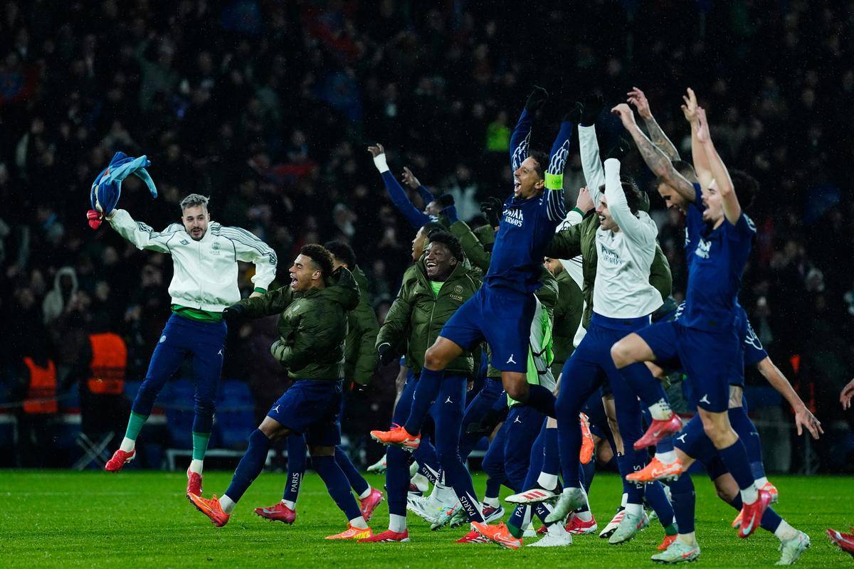 的颅骨受伤 的颅骨受伤