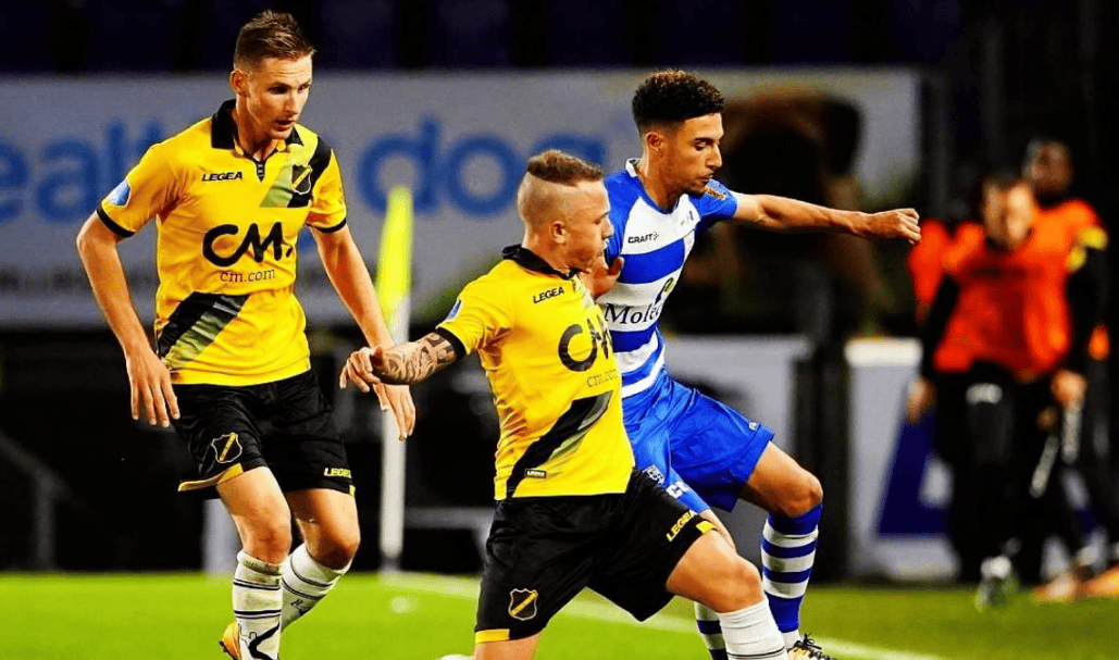 边路传中 边路传中