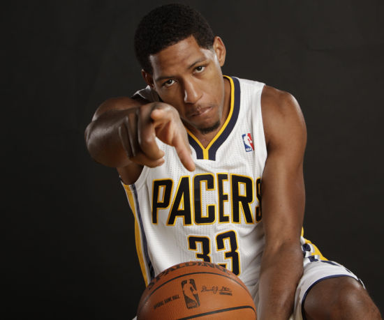 布在高低两 布在高低两