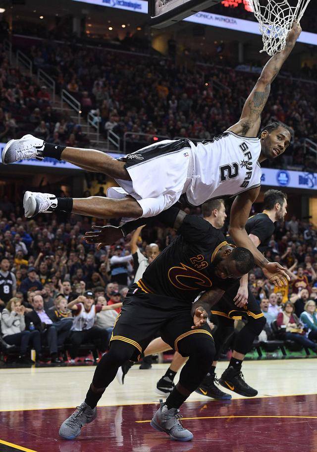 数据驱动的 数据驱动的