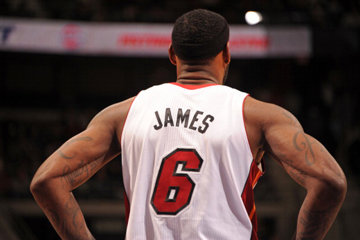 稳步蚕食积 稳步蚕食积